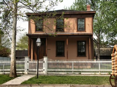 Home of Jesse K. Dubois, lawyer, staunch Republican and supporter of Lincoln. National Park Service photo.
